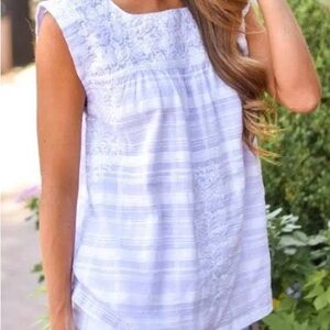 Chic White Embroidered Women's Blouse